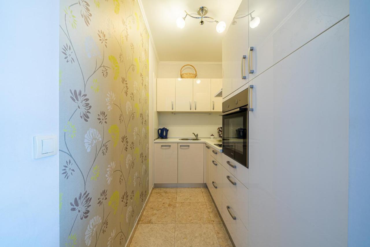 Sea View Apartments In Budua Esterno foto