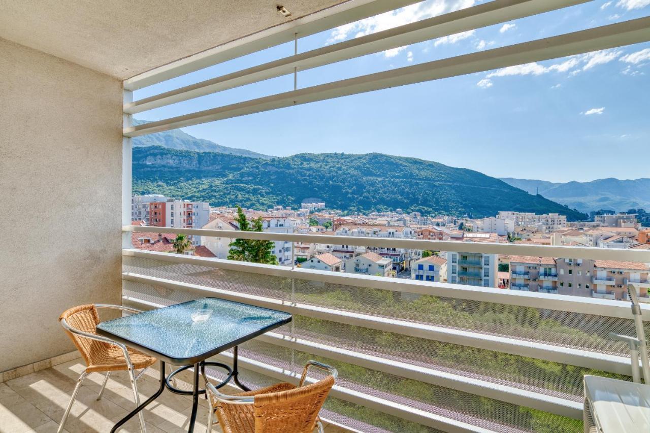 Sea View Apartments In Budua Esterno foto